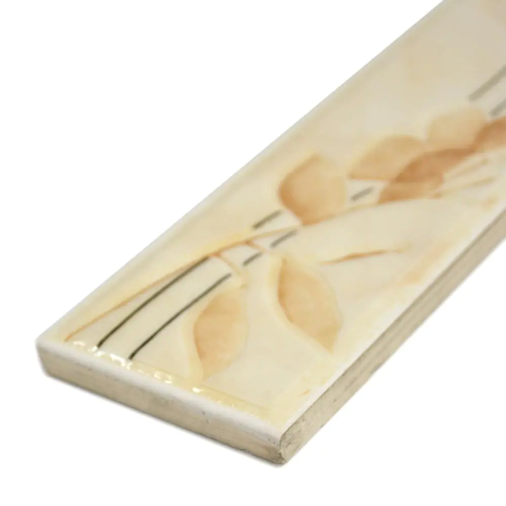 Bordüre Grohn Nr.96 Minerva beige Blume 6,5x25 cm Bordüre Grohn Nr.96 Minerva beige Blume 6,5x25 cm