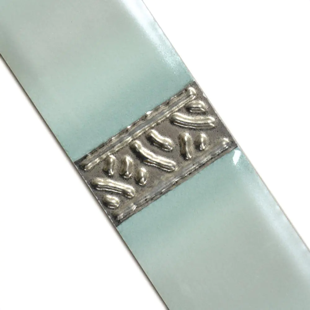 Bordüre Omega Nr.310 Madre grün silber 6,5x25 cm I.Sorte Bordüre Omega Nr.310 Madre grün silber 6,5x25 cm I.Sorte