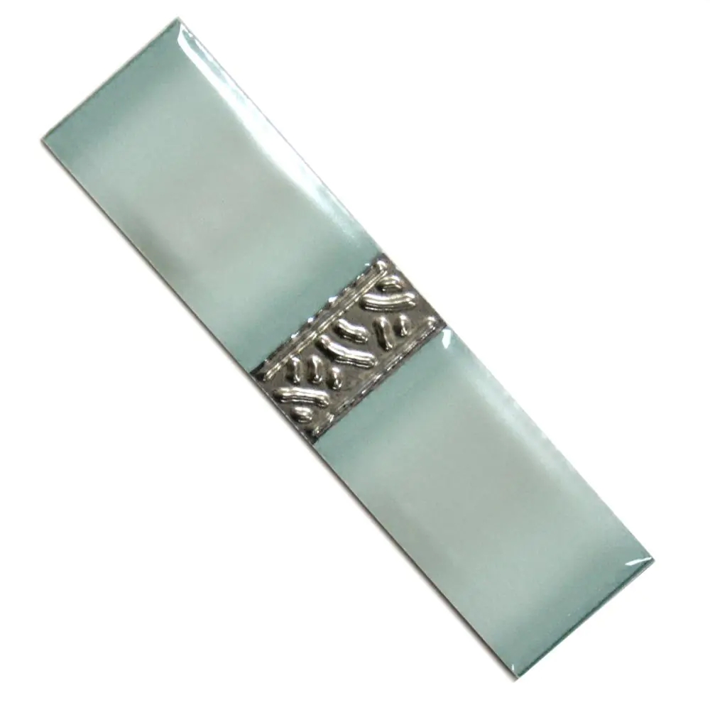 Bordüre Omega Nr.310 Madre grün silber 6,5x25 cm I.Sorte Bordüre Omega Nr.310 Madre grün silber 6,5x25 cm I.Sorte